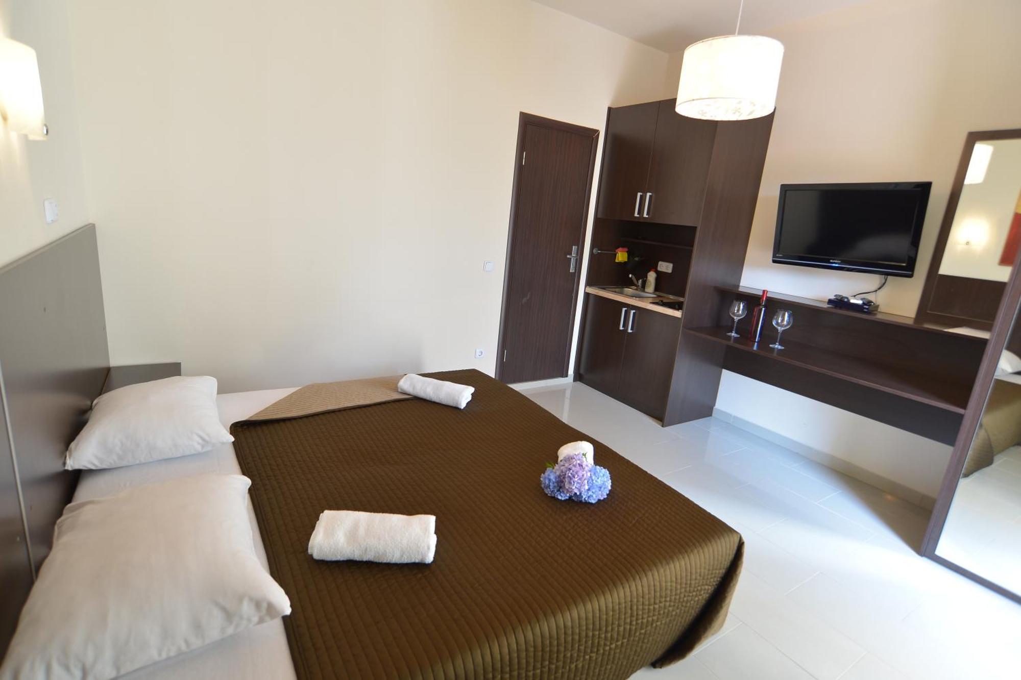 Solar Apartments Херцег Нови Екстериор снимка